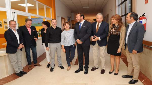 El alcalde de Valladolid y otros concejales, en el centro Obregón El alcalde de Valladolid y otros concejales, en el centro Obregón