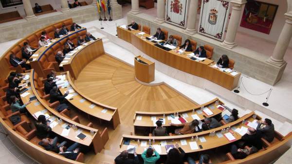 Pleno del Parlamento de La Rioja Pleno del Parlamento de La Rioja