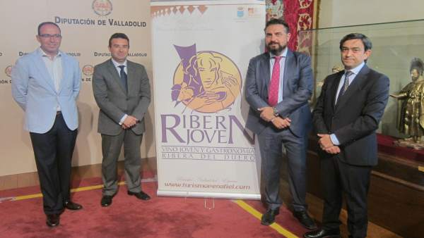Presentación de la fiesta de la Vendimia de Peñafiel (Valladolid) Presentación de la fiesta de la Vendimia de Peñafiel (Valladolid)