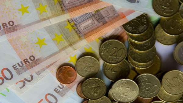 Monedas, moneda, billete. Billetes, euro , euros, capital, efectivo, metálico Monedas, moneda, billete. Billetes, euro , euros, capital, efectivo, metálico