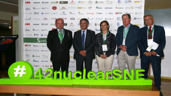 Clausura de la 42 Reunión de la SNE Clausura de la 42 Reunión de la SNE