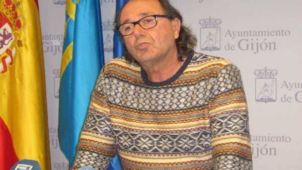 El portavoz de XSP, durante la rueda de prensa. El portavoz de XSP, durante la rueda de prensa.