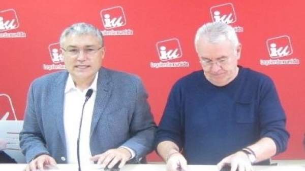 González Orviz y Lara, durante la rueda de prensa. González Orviz y Lara, durante la rueda de prensa.