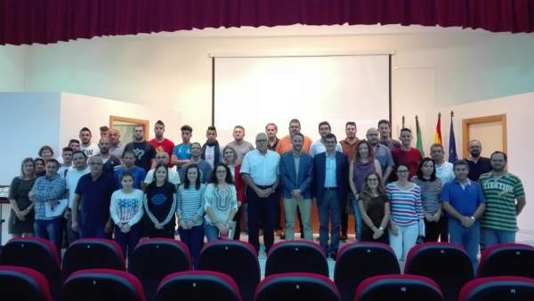 Inicio de curso en la Escuela de Mármol de Fines Inicio de curso en la Escuela de Mármol de Fines