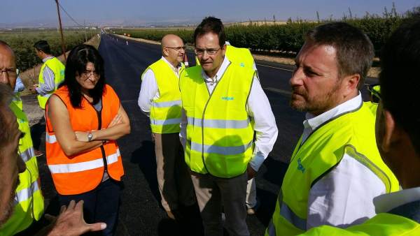 José Luis Soro visita las obras en la A-220 José Luis Soro visita las obras en la A-220