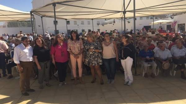 Luna (izda.) durante el acto celebrado en Aguilar de la Frontera Luna (izda.) durante el acto celebrado en Aguilar de la Frontera