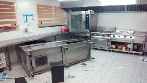Imagen del motín de los inmigrantes en el CIE de Sangonera (Murcia) Imagen del motín de los inmigrantes en el CIE de Sangonera (Murcia)