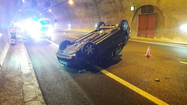 Accidente en el interior del túnel del Perdón Accidente en el interior del túnel del Perdón