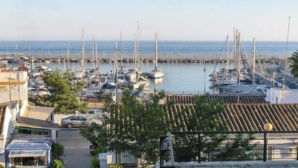 Puerto De La Bajadilla De Marbella Puerto De La Bajadilla De Marbella