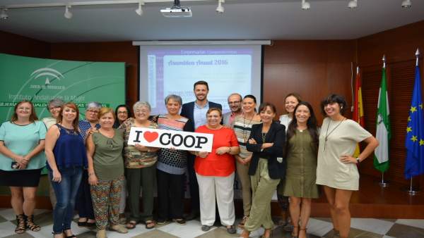 Aportación Diferencial De Las Mujeres Empresarias En El Movimiento Cooperativist Aportación Diferencial De Las Mujeres Empresarias En El Movimiento Cooperativist