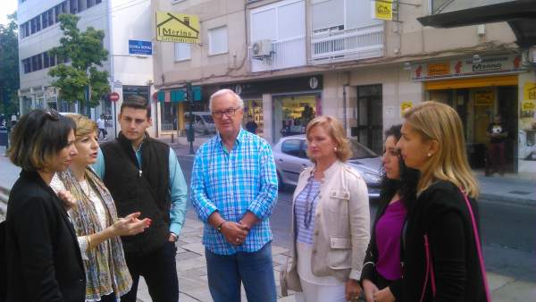 Reunión del PP con comerciantes del barrio granadino de la Chana Reunión del PP con comerciantes del barrio granadino de la Chana