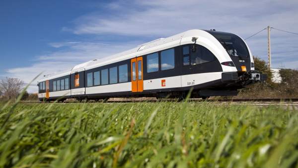 Tren de FGC de la línea Lleida-La Pobla de Segur Tren de FGC de la línea Lleida-La Pobla de Segur