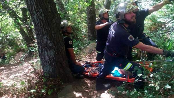 Rescate de una senderista en Algeciras Rescate de una senderista en Algeciras