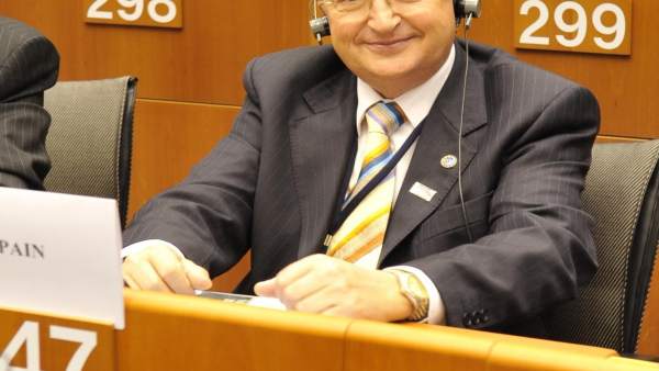 El presidente de la Cámara de Comercio, José María Ruiz-Alejos, en Bruselas El presidente de la Cámara de Comercio, José María Ruiz-Alejos, en Bruselas