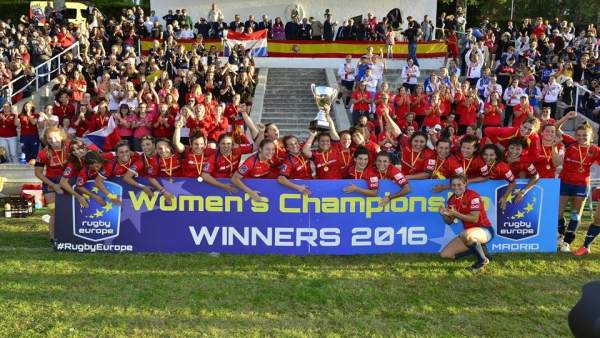 La selección española femenina de rugby se proclama campeona de Europa 358462-600-338