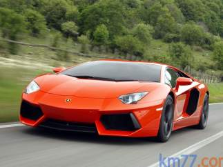 Lamborghini Aventador 700-4 Coupé