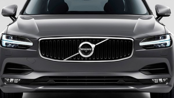 EVOLUCIÓN DE LA ILUMINACIÓN DEL AUTOMÓVIL EVOLUCIÓN DE LA ILUMINACIÓN DEL AUTOMÓVIL