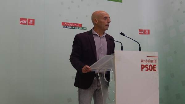 Antonio Hurtado en la sede del PSOE Antonio Hurtado en la sede del PSOE