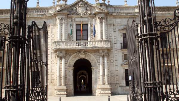Universidad de Sevilla Universidad de Sevilla
