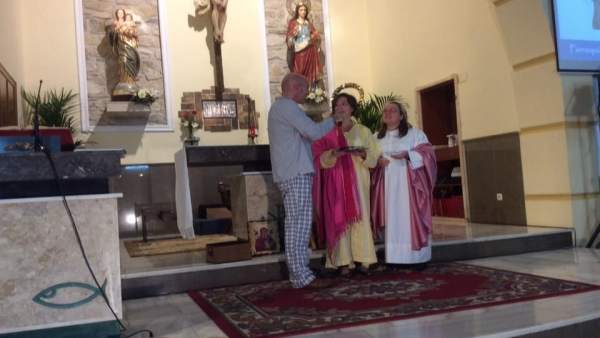 Prmer 'Holywins' en la parroquia de Santa Isabel Prmer 'Holywins' en la parroquia de Santa Isabel