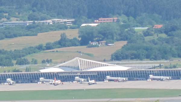 Aeropuerto de Loiu Aeropuerto de Loiu