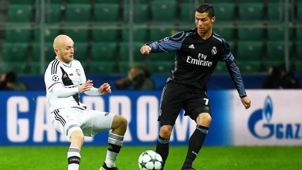 Cristiano ante el Legia Cristiano ante el Legia