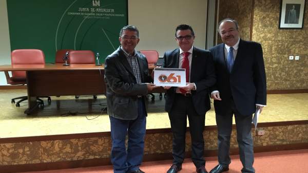 Ernesto Pardo, junto a Manuel Herrera y Jesús Enrique Martínez. Ernesto Pardo, junto a Manuel Herrera y Jesús Enrique Martínez.