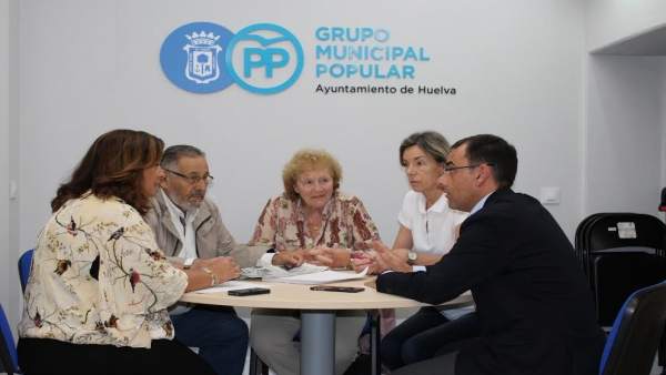 Reunión con la Asociación de Amigos del Museo Reunión con la Asociación de Amigos del Museo