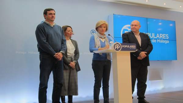 Felix Romero, Patricia Navarro, Esperanza Oña y Antonio Garrido en la sede PP Felix Romero, Patricia Navarro, Esperanza Oña y Antonio Garrido en la sede PP