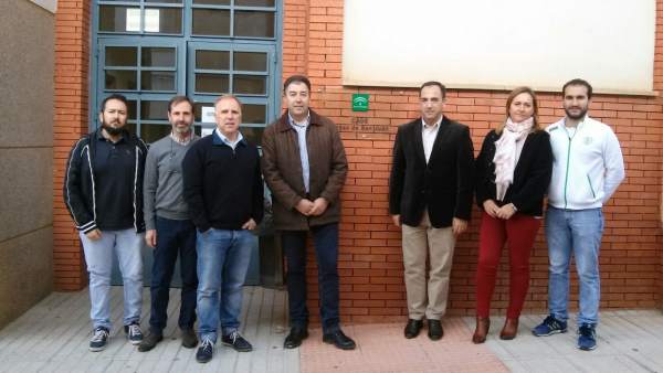 Visita a las nuevas instalaciones del CADE de Navas de San Juan Visita a las nuevas instalaciones del CADE de Navas de San Juan