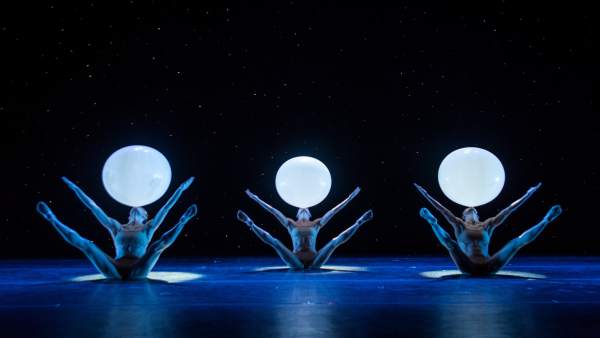 Momix Momix