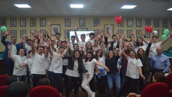 NP Seleccionados Una Treintena De Estudiantes Para Ingresar En La Primera Escuel NP Seleccionados Una Treintena De Estudiantes Para Ingresar En La Primera Escuel