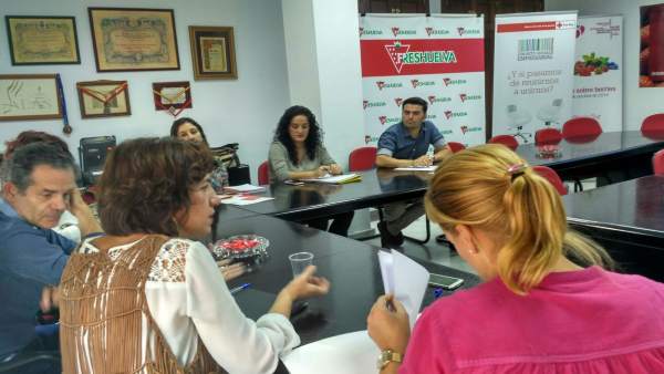 Reunión Freshuelva y Cruz Roja Reunión Freshuelva y Cruz Roja
