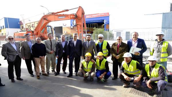 Francisco Pomares y Sergio Cubero en una visita a las obras. Francisco Pomares y Sergio Cubero en una visita a las obras.