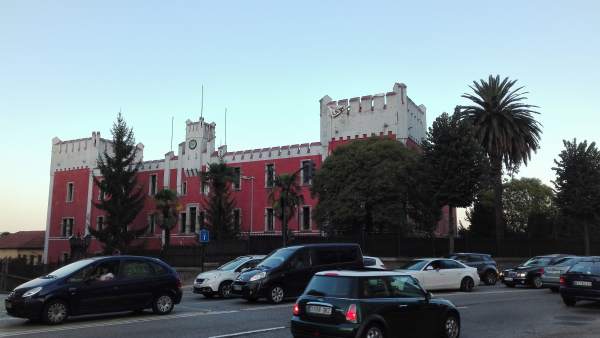 Fábrica de armas de La Vega, en Oviedo Fábrica de armas de La Vega, en Oviedo