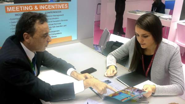 José ortiz alcalde torremolinos en WTM reinión trabajo José ortiz alcalde torremolinos en WTM reinión trabajo
