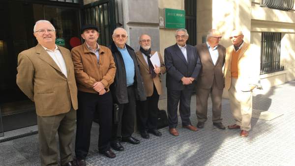 Médicos jubilados auden al Salud par asolicitar una reunión con el consejero Médicos jubilados auden al Salud par asolicitar una reunión con el consejero