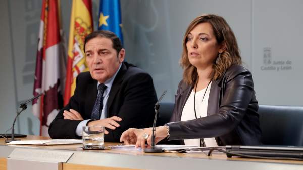 Marcos junto a Sáez Aguado en la rueda de prensa posterior al Consejo Marcos junto a Sáez Aguado en la rueda de prensa posterior al Consejo
