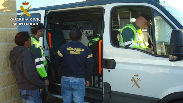 La Guardia Civil Detiene A Una Persona Por Circular Al Doble De La Velocidad Per La Guardia Civil Detiene A Una Persona Por Circular Al Doble De La Velocidad Per