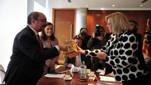 Lambán y la comisaria europea de Política Regional, Corina Creu Lambán y la comisaria europea de Política Regional, Corina Creu