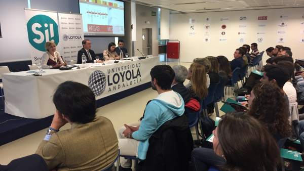 NOTA DE PRENSA: Sevilla Es Industria Vuelve Un Año Más A La Universidad NOTA DE PRENSA: Sevilla Es Industria Vuelve Un Año Más A La Universidad