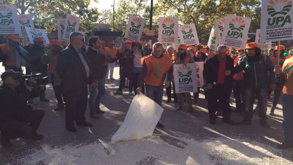 Protesta de agricultores y ganaderos en Granada Protesta de agricultores y ganaderos en Granada