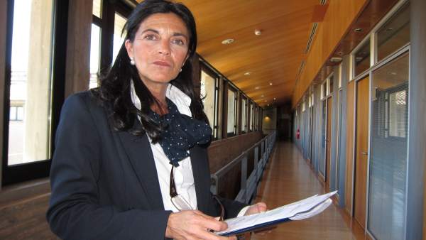 María José Ferrando, en las Cortes de Aragón María José Ferrando, en las Cortes de Aragón