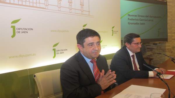 Presentación de las nuevas líneas del aeropuerto García Lorca a empresarios Presentación de las nuevas líneas del aeropuerto García Lorca a empresarios
