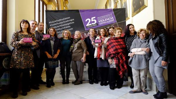 Presentación campaña 'se llama maltrato y lo sabes' del Ayuntamiento de Málaga Presentación campaña 'se llama maltrato y lo sabes' del Ayuntamiento de Málaga