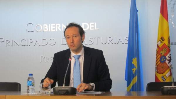 Guillermo Martínez Guillermo Martínez