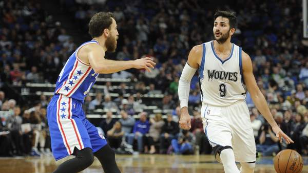 Sergio Rodríguez y Ricky Rubio, en el duelo de NBA Sergio Rodríguez y Ricky Rubio, en el duelo de NBA
