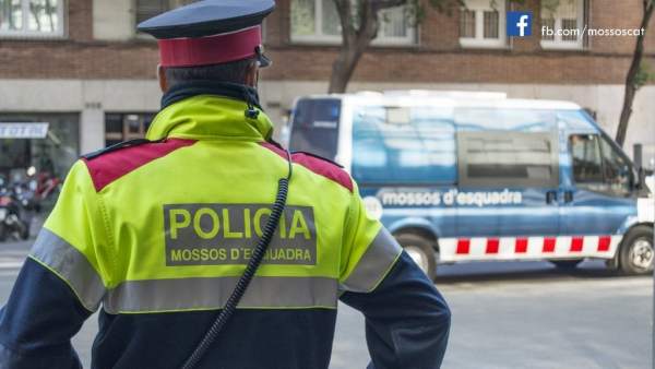 Mossos d'Esquadra. Mossos d'Esquadra.