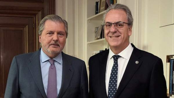 Reunión Méndez de Vigo y Píriz Reunión Méndez de Vigo y Píriz