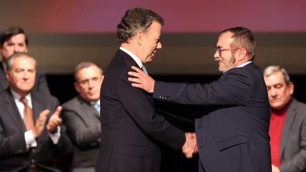 Santos y Timochenko Santos y Timochenko
